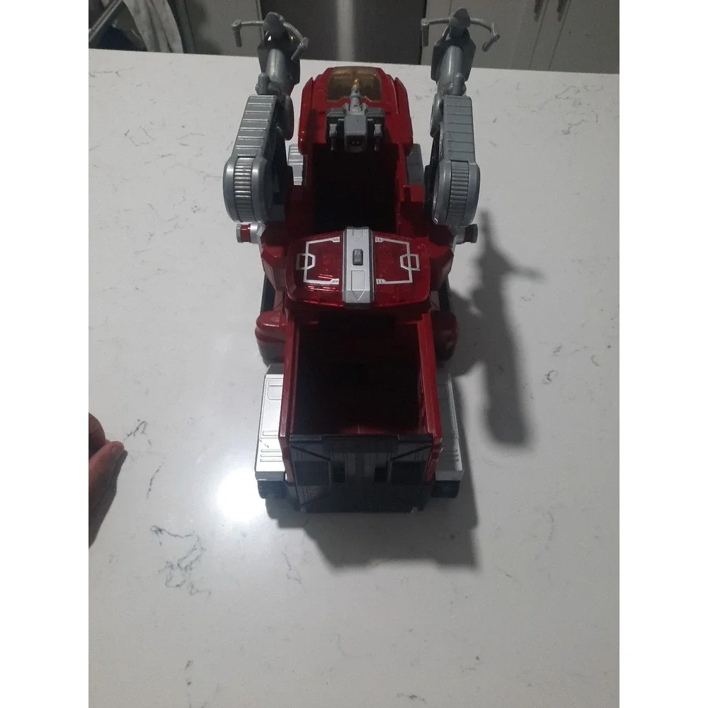 BANDAI Power Rangers Operation Overdrive Mission Response Vehicle 2007 Truck